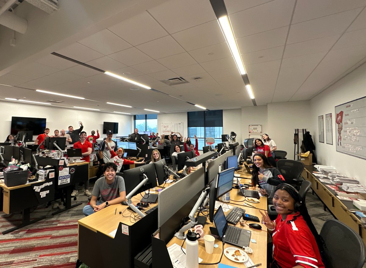 Happy Day of Giving, Buckeye Family! You can give now to one of our over 6,000 scholarships at give.osu.edu/DoG24 or call our friends at the Engagement Center at 614-292-2281 || #BuckeyesGive