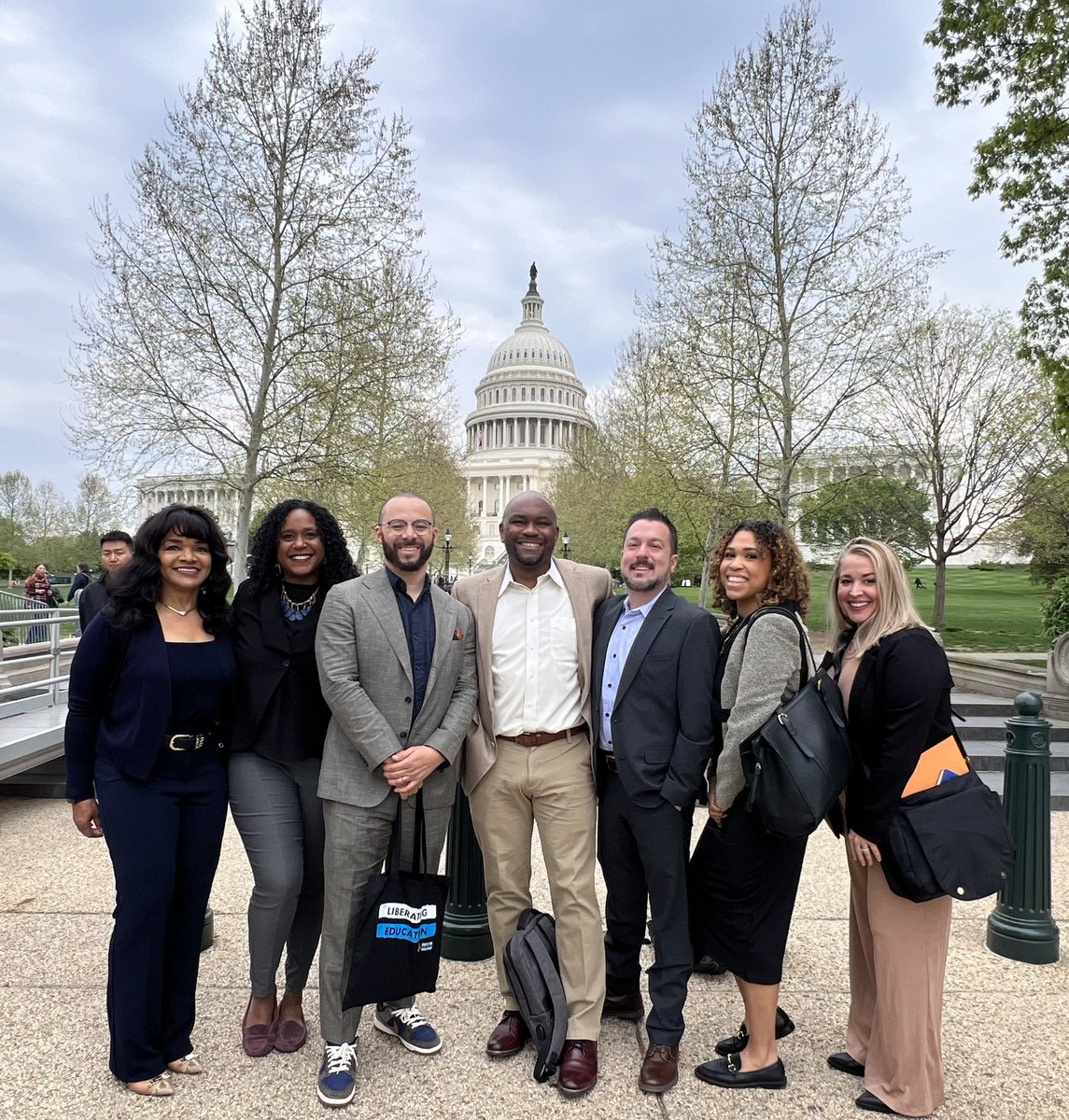 Thrilled to kick off @edtrust's Bootcamp today w/ a powerful Hill Day, joined by our esteemed MEEP partners: @TTL__MA, @teachplus, @Ed4Excellence, @cfjjma, @EdTrustMA 
& @edith_bazile! Ready to engage lawmakers on our state initiatives and priorities in #MA! #AdvocatesinAction 💪🏽