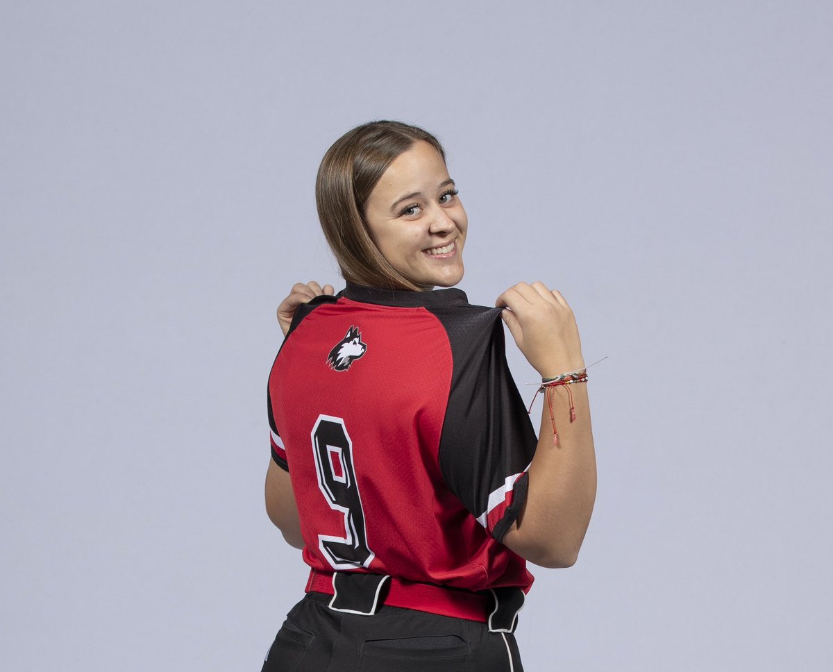 NIU Softball tweet media