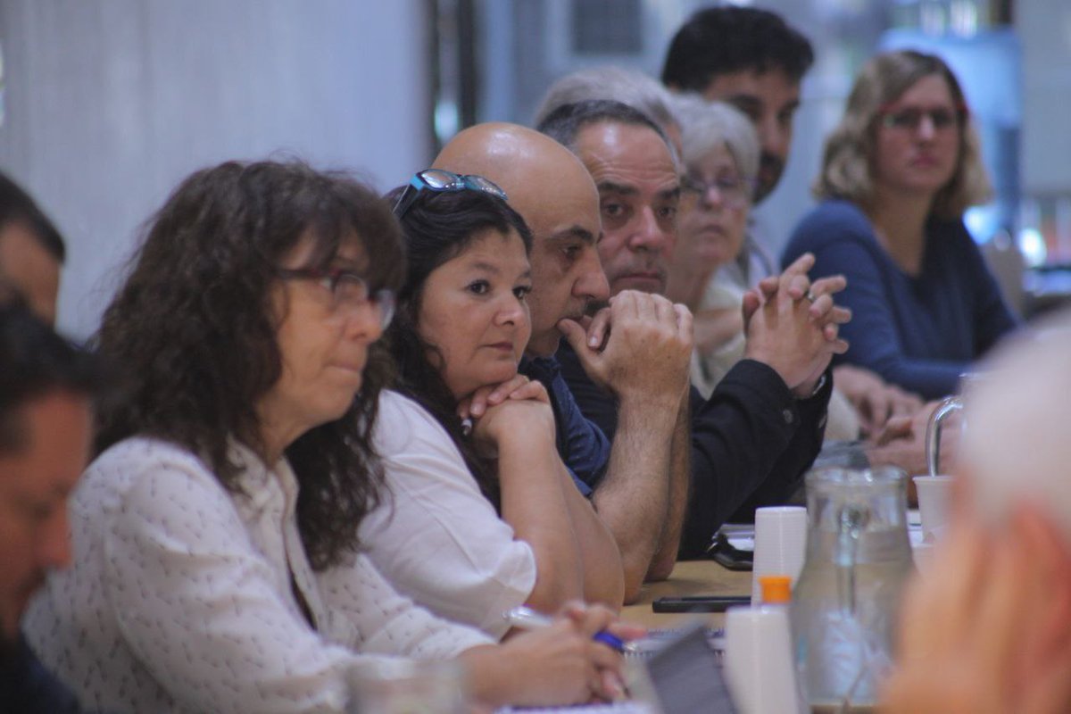 AJBOficial's tweet photo. #Ahora.  Se desarrolla en sede del Ministerio de Trabajo la reunión paritaria pautada entre el Poder Ejecutivo y representantes de la AJB para abordar la agenda de reclamos del sector.

#ReclamoSalarial 
#CondicionesDeTrabajo
#AJB https://t.co/gwC0Nn2siH