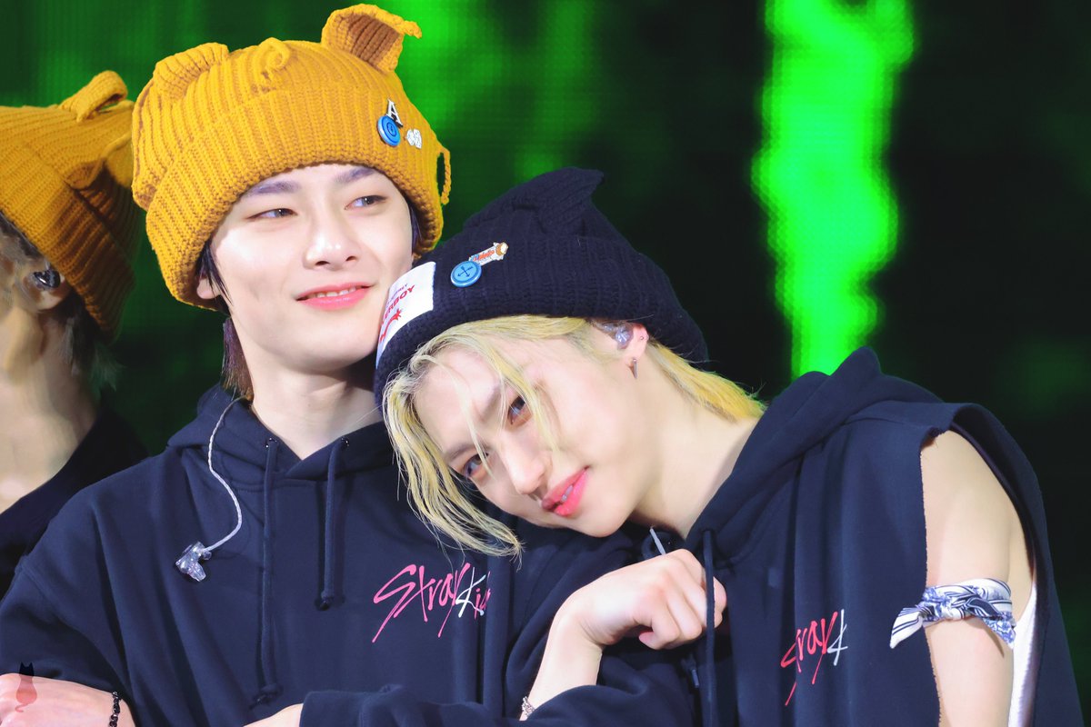 jeongin doesn’t like skinship he likes 
felix — a thread ₊˚⊹♡