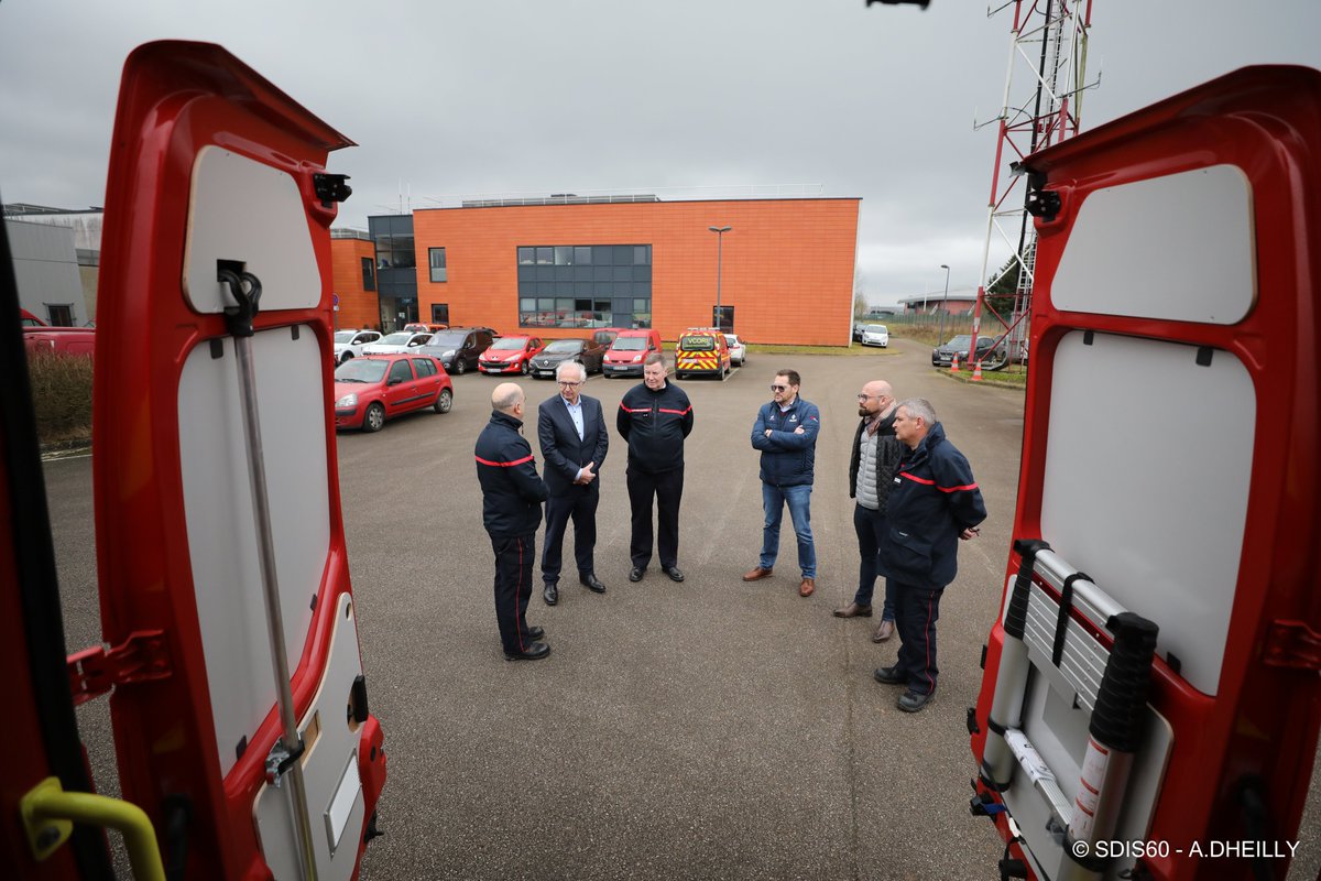 SDIS60's tweet image. #Matériel // Livraison de 2 "Véhicules Tout Usage Protection et Abordage" au  SDIS 60. Des engins adaptés pour répondre à  plusieurs missions. Ils complètent la flotte de 7 véhicules  précédemment affectés et sont attribués aux centres de secours de  Béthisy-St-Pierre et Mareuil.