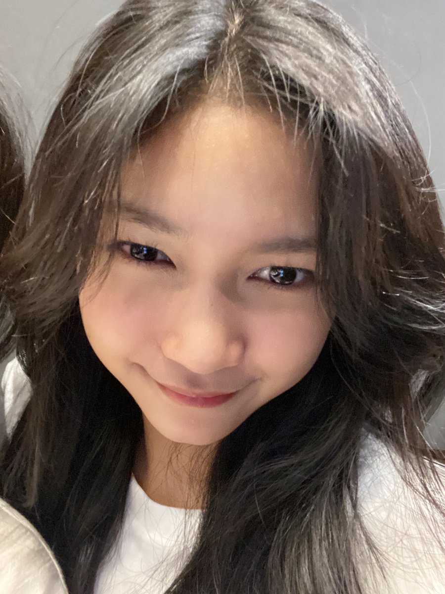 CErine_JKT48 tweet picture