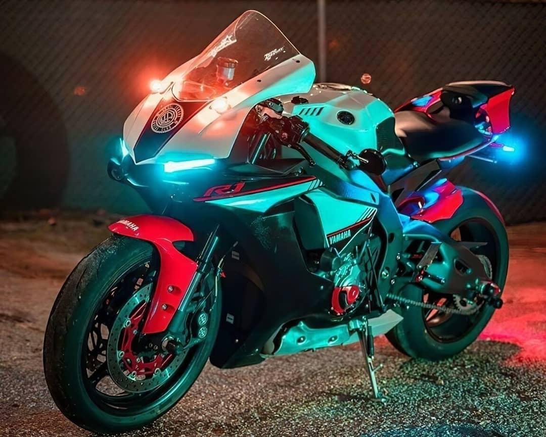 Yamaha R1