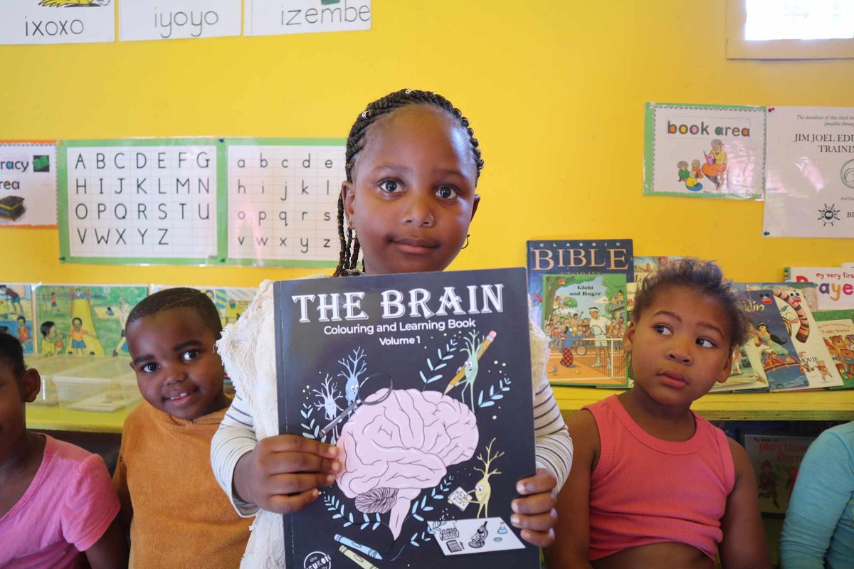 One of our goals is to make neuroscience more accessible and get our book to as many children as we can! 🧠✨ We were very excited to hear that one of our colleagues brought a copy of The Brain Colouring Book to a kindergarten class in Plettenberg, South Africa!