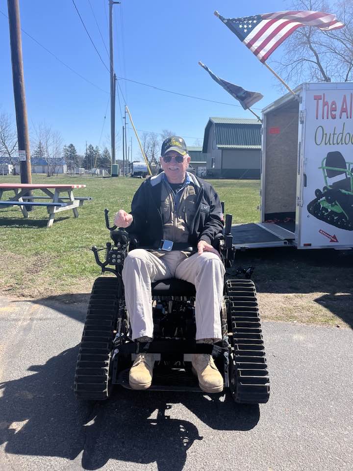 AccessAbilityWI's tweet photo. 1d  · 

Thank you to @AccessAbilityWI partner, Blue Hills Sportsmen's Club team, in Barron County for being "Ambassadors of Smiles"! They love our USA Vets! #outdoorsAccess4All #Smiles https://t.co/eLUoAEqxff