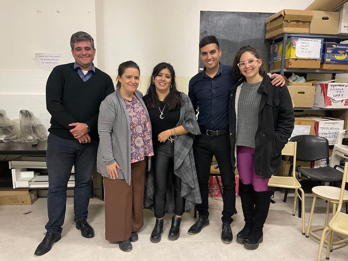 unrnvalle's tweet photo. #OrgulloUNRN | 👩🎓Hay nuevas graduadas y un nuevo graduado de la Licenciatura en Criminología y Ciencias Forenses que la #UNRN dicta en #Cipolletti
Se trata de:
🎓 Tatiana López
🎓Rocío Alen Urra
🎓Luciano Andres Figueroa
Felicitaciones Licenciadas y Licenciado❗❗❗ https://t.co/i4yiWXlUMJ