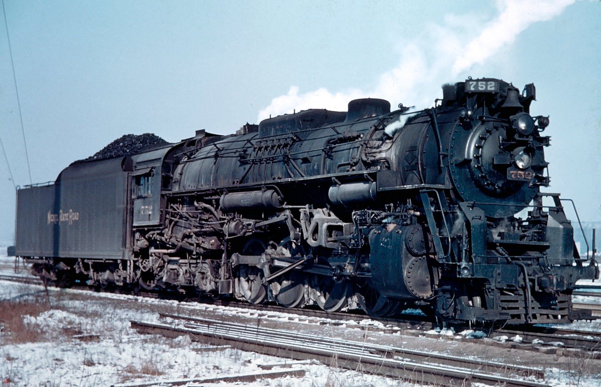 One of the Nickel Plate Road's fine 2-8-4 'Berkshires', #752, in Chicago, circa 1955. Fred Byerly photo. american-rails.com/berkshire.html