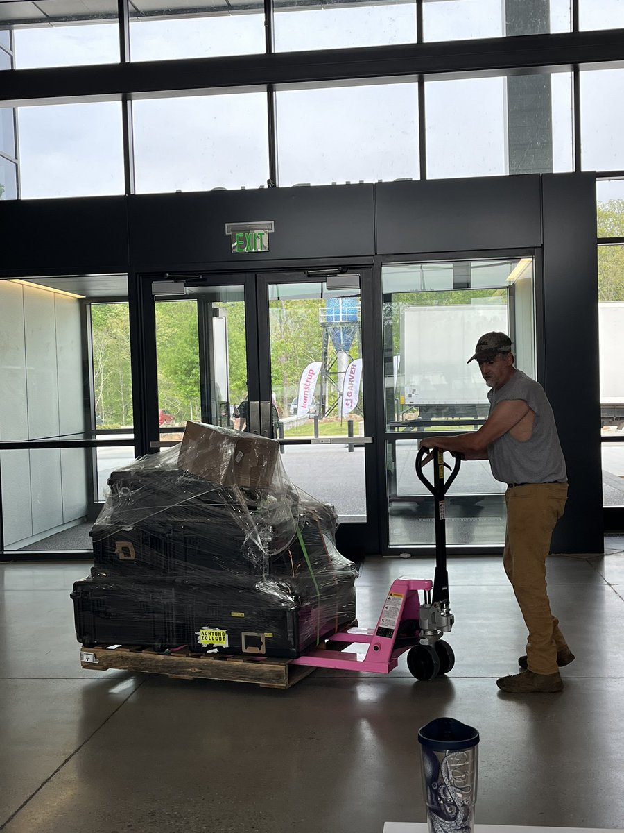 MLMeekerWater's tweet photo. It’s a full court press in prep for @theh2otower #DemoDay24!  @siemensindustry https://t.co/RabiTTRkwo