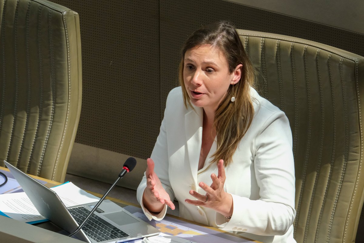 “1 op 3 vrouwen heeft te maken met partnergeweld. Dat zijn cijfers die niet te tolereren zijn. We moeten hier kordaat optreden en de juiste maatregelen nemen.”

<a href="/FreyaSaeys/">Freya Saeys</a> in <a href="/vlaparl/">Vlaams Parlement</a>