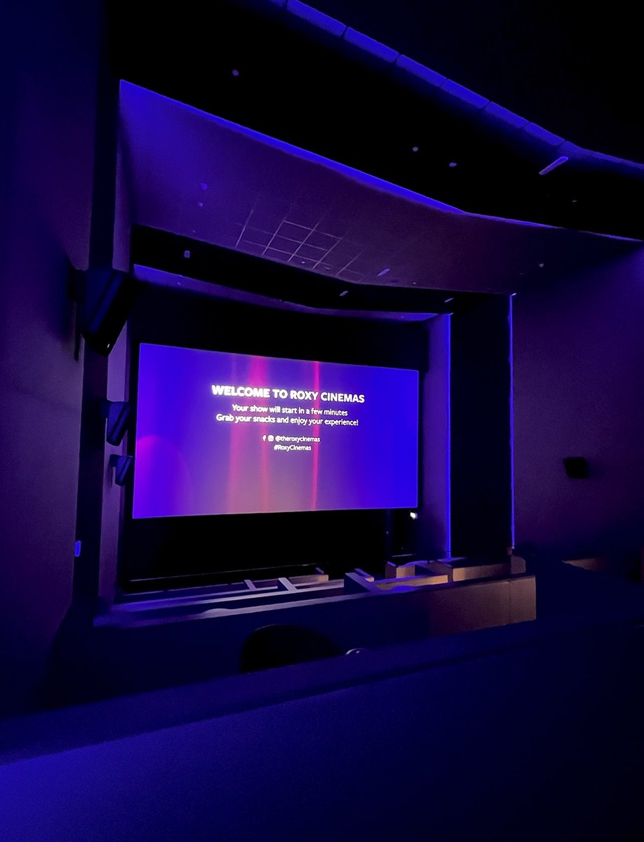 White_Espada's tweet photo. My second home #Cinema https://t.co/qv1QcVFMIq