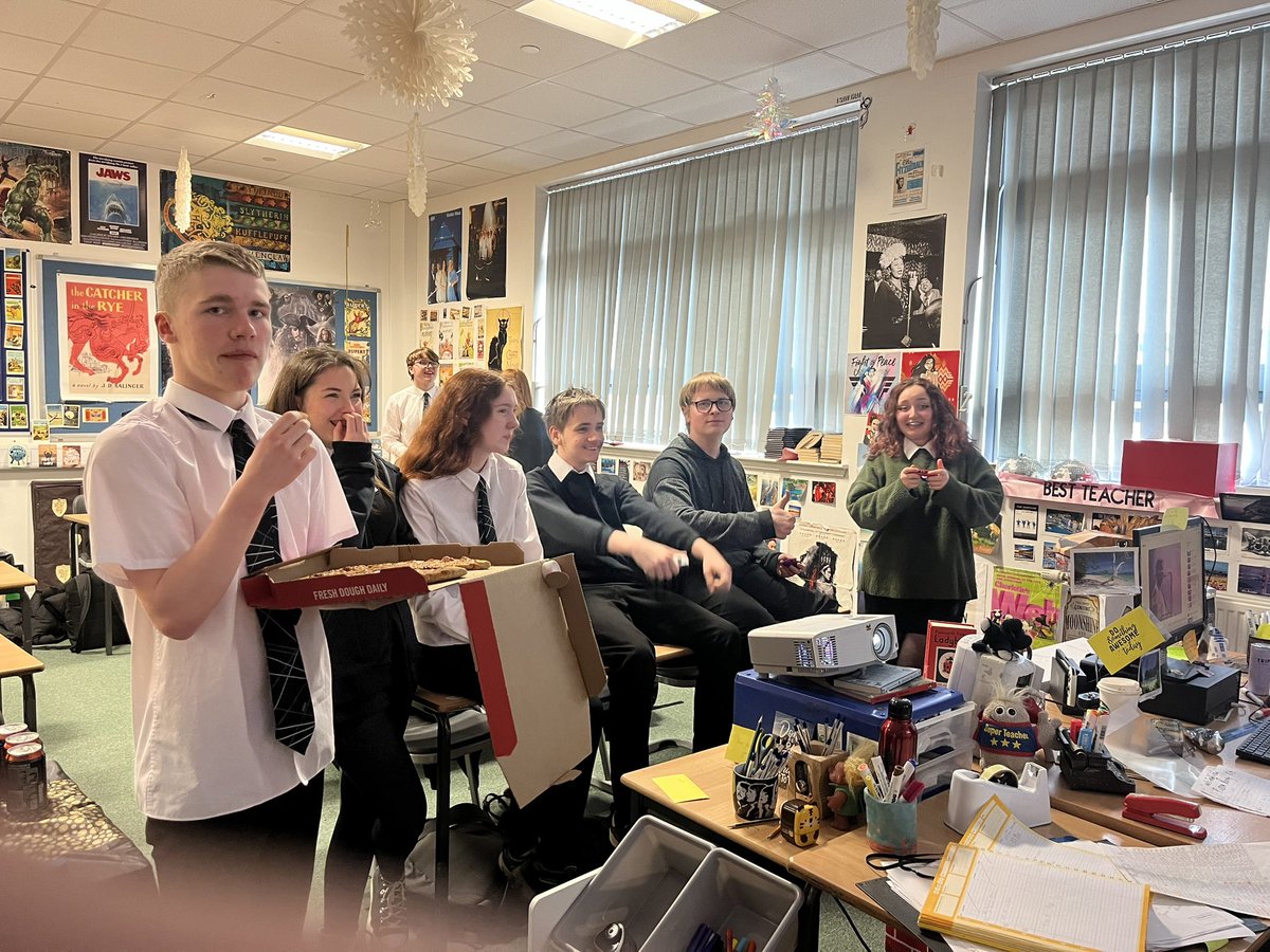 MrsHamStew's tweet photo. Another year, another pizza party. All the best S4 in your exams. You’ve been a great class and I especially loved how enthusiastic you all were about Carol Ann Duffy! All the best. 💫 https://t.co/tcGwULSl8Q