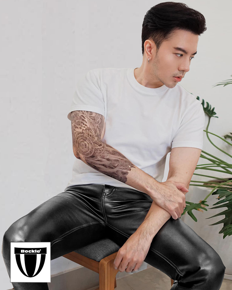 BOCKLEDER's tweet photo. #lederhose #Lederjeans #ledergay #leathergay #leatherfetis #leatherweather #fetischwear #bockleder #bockle #ledergay #gaywearfetish #gayhot #gaymen #gay #gaybiker #BikerGay https://t.co/KZ7r8mEcI7