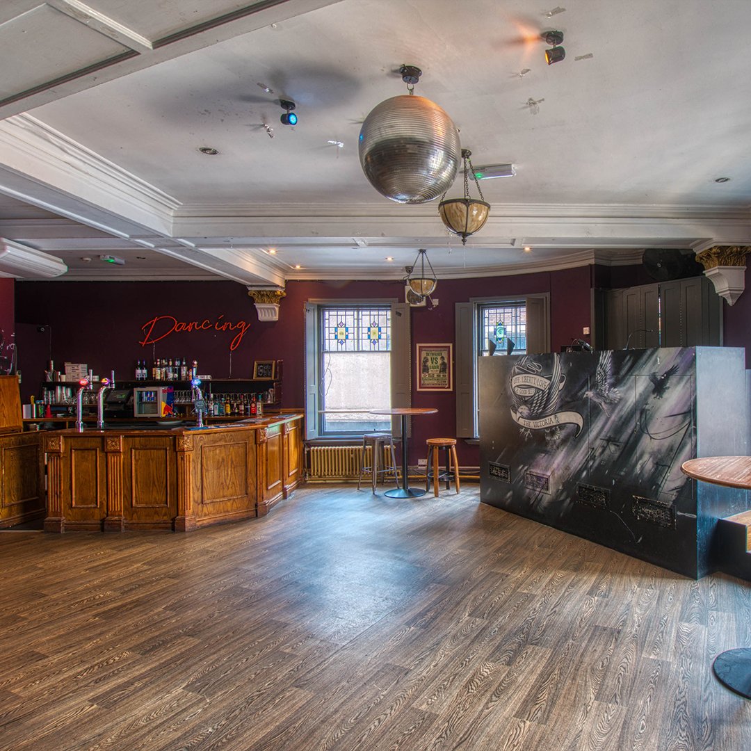 The perfect setting for your next event 🎉 Our upstairs function room includes its own private bar, making it the ultimate space for birthday parties, hen and stag dos, anniversaries and more 🍻 Enquire now to secure your booking: bit.ly/3x4m1nq