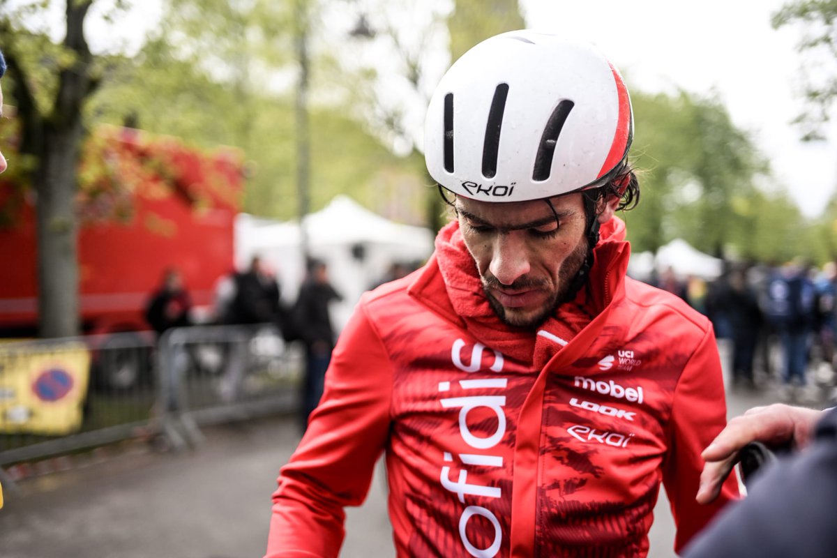Au bout de l'effort. 

Une photo qui en dit long sur la difficulté de l'épreuve du jour.  Bravo Guillaume !

#FlecheWallonne 📸 <a href="/MathildeLAzou/">Mathilde L'Azou</a>