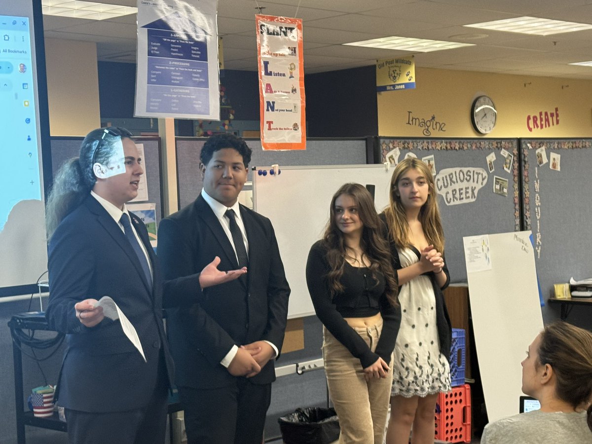 4 AVID sophomores came to @oldpost308 and spoke on the specific WICOR skills elementary students need to be successful in Junior High and High School. @AVID4College @AVIDMWStates