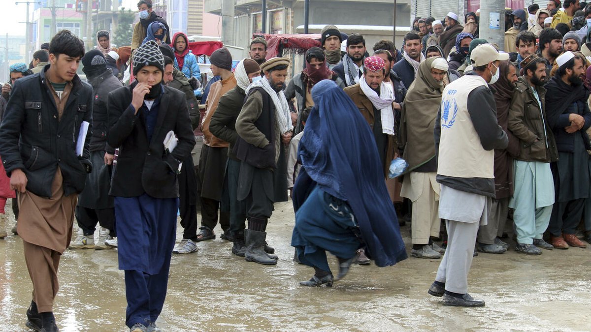 شمار جان‌باختگان سیل در افغانستان به ۷۰ نفر افزایش یافت rfi.my/AWdt.x