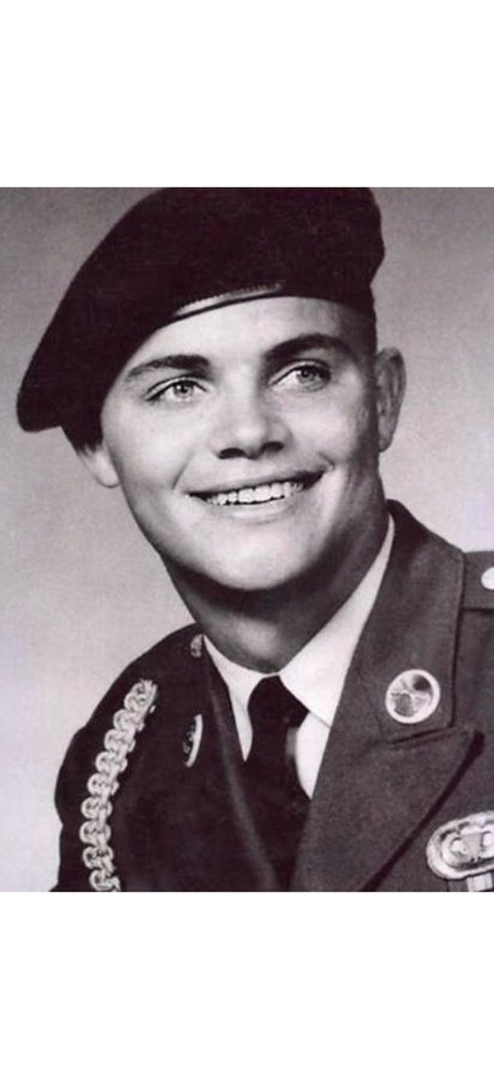 U.S. Army Private First Class Charles Robert Franklin was killed in action on April 17, 1968 in Thua Thien Province, South Vietnam. Charles was 19 years old and from Miami, Florida. C Co, 1st Bn, 327th Infantry, 101st Airborne Division. Remember Charles today. American Hero.🇺🇸