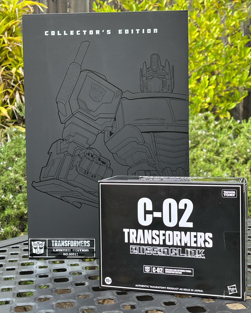 Bobby_Rubio's tweet image. YEAH, I’m a #TransformersFan and I’m  looking forward to tomorrow’s #MovieTrailer reveal of #TransformersOne! The crew worked so hard and just know that there was a lot of love that went into making it! Special shoutout to #TeamPrime and our Director Josh Cooley @CooleyUrFaceOff!