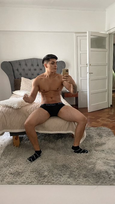 Se ven los gains en las piernas? https://t.co/iK60xCpUIG