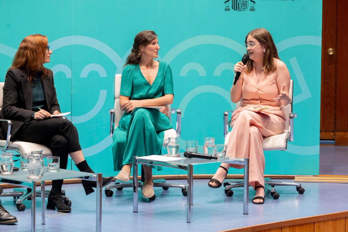 Resumen de nuestra intervención en la creación del Comisionado de Salud Mental 👇

🤓Presencia de las personas jóvenes para abordar las soluciones
👩‍⚕️Más profesionales de la psicología en el el sistema sanitario
🔴Acabar con la precariedad para desarrollar nuestro proyecto de vida