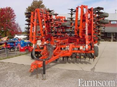 2013 Kuhn Krause Soil Finisher 🔻

36' soil finisher with 5 bar spike harrow, rear hitch, new blades, bearings & tires, listed by Born Implement.

🔗usfarmer.com/tillage-equipm…

#USFarmer #FarmEquipment #Tillage #Kuhn #Disc #ForSale #OhioAg #AgTwitter #FarmMachinery
