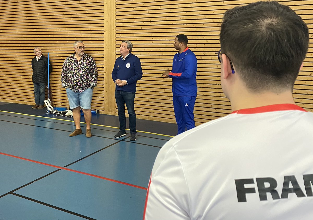 Préparation physique et mentale cette semaine en Savoie pour les jeunes compétiteurs des @WorldSkillsFR et de @equipefrancebtp. Une occasion unique pour la cohésion d’équipe, l’entraînement et le vivre ensemble. C’est aussi un moment de partage et d’échange avec les coach, les