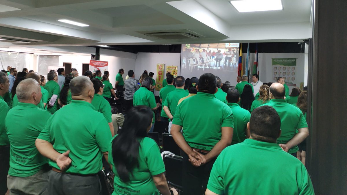 UTRADECC's tweet photo. #JuntaNacionalUtradec 

Continuamos hoy en el segundo día de sesiones. Nos acompaña el doctor @JDMILLANGARCIA de @DAFP_COLOMBIA, quien está capacitando a todas nuestras compañeras y compañeros sobre el Decreto 243 del 2024. #SindicalismoReal https://t.co/HpZOtmP4D2