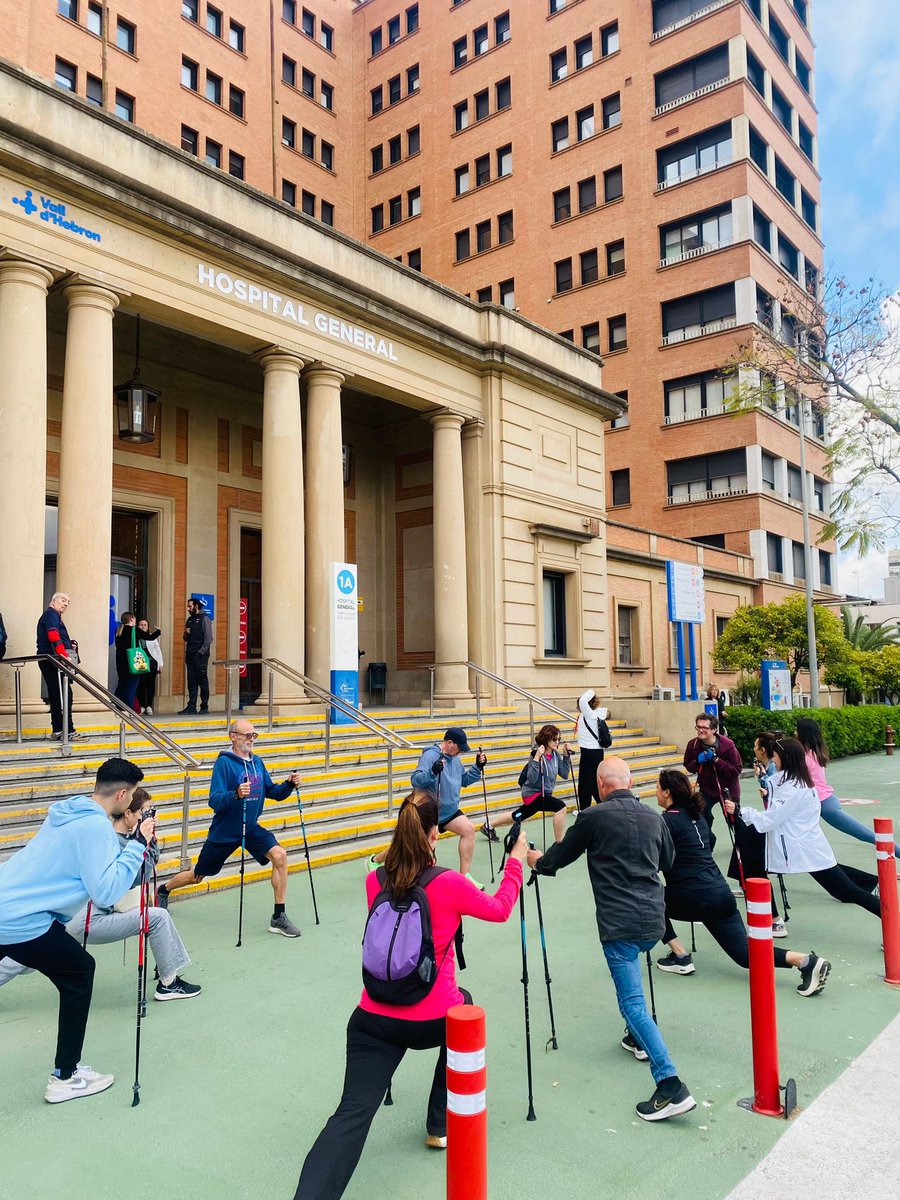 Hoy es el Día Mundial de la #Hemofilia Desde Unidad de Hemofilia <a href="/vallhebron/">Vall d'Hebron</a> apostamos y apoyamos el acceso equitativo para todos! Ayer tarde caminamos por la Hemofilia. Una gran experiencia!Ya sabéis… “Si quieres ir rápido ves solo, pero si quieres llegar lejos ves acompañado”