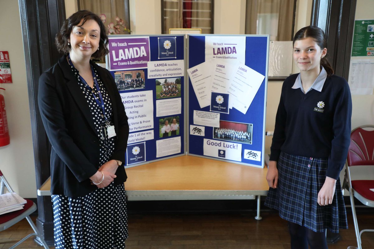MountSchoolYork's tweet image. Theatregoers, join us this Friday 19, 6pm, School Hall, for our Speech &amp;amp; Drama Showcase; an evening of superb talent with 46 pupils &amp;amp; 26 performances. Pupils take their #LAMDA exams this week! Book through the emailed link. #thriveatthemount #liveadventurously #mountschoolyork