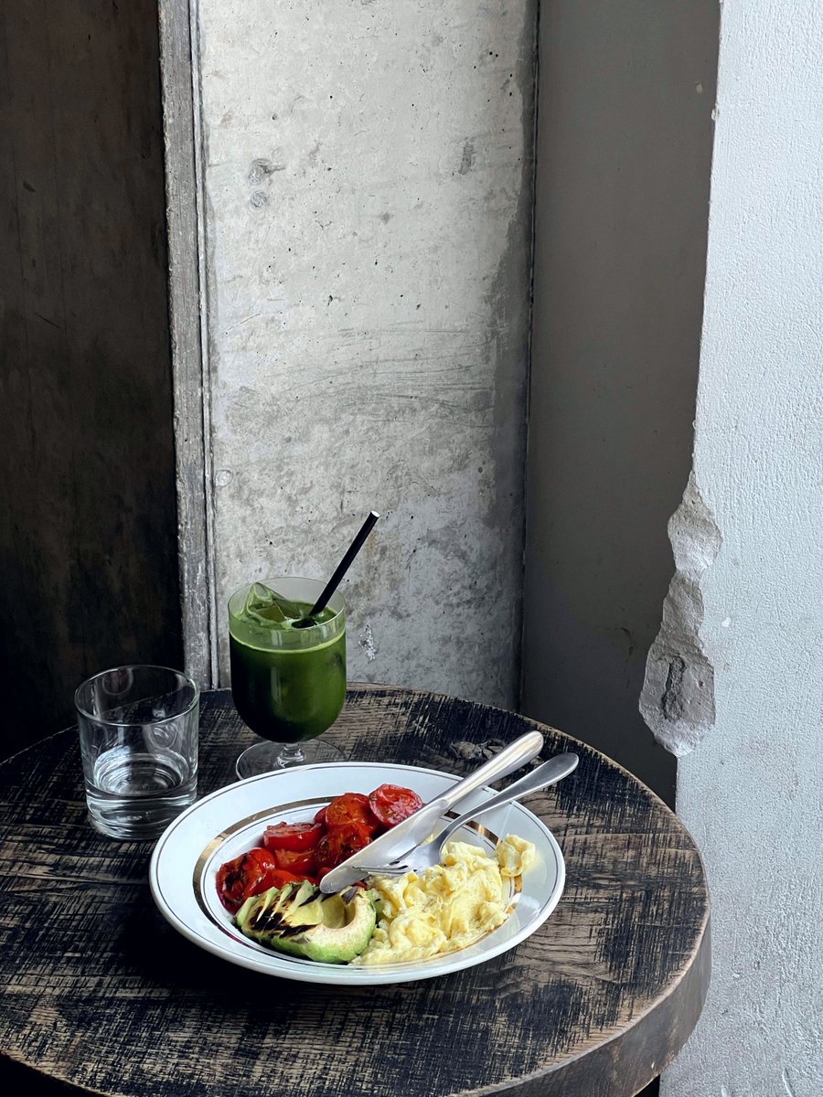Justin_breaking's tweet photo. "Mindful Eating: Savoring Each Bite" - Practice mindful eating by paying attention to hunger cues, slowing down during meals, and enjoying the sensory experience of eating. https://t.co/rV9d6zRkOC