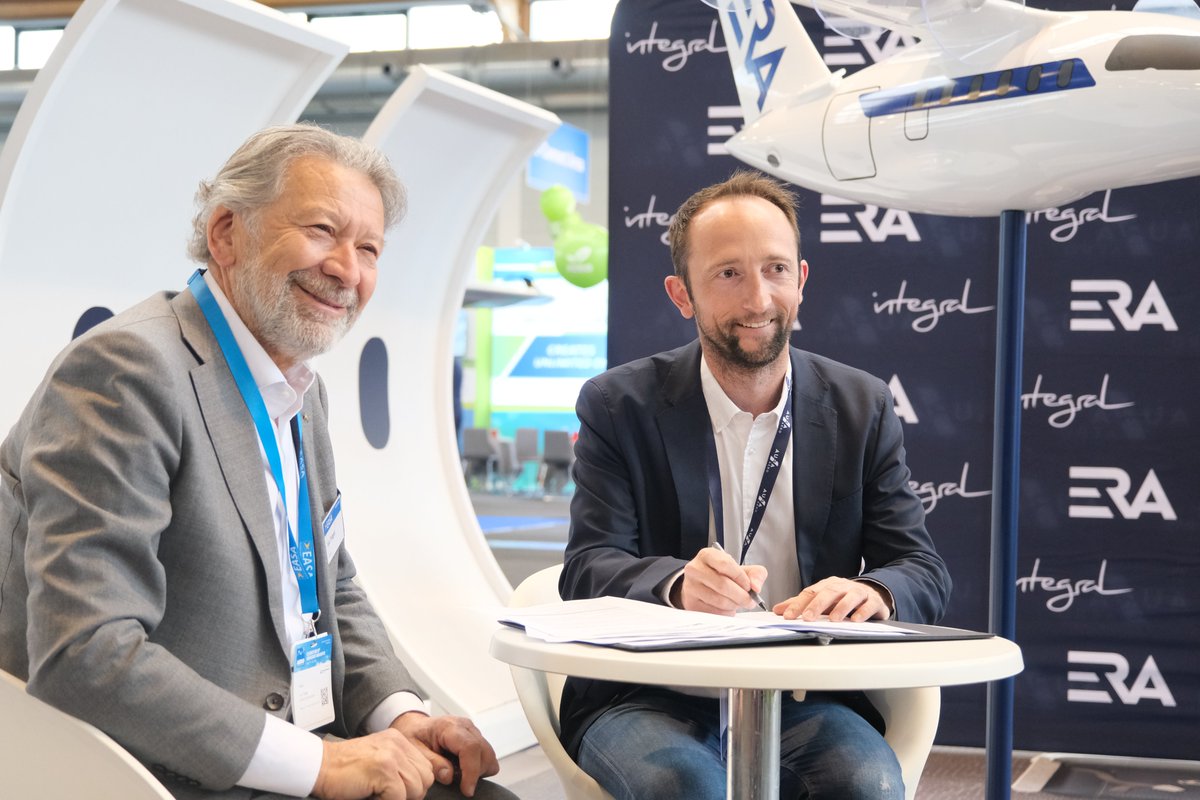 #AURAPress
«#aerofriedrichshafen - ERA program reaches two major key milestones: MG4, launching call for tender for first work-packages and the signature with @EASA of a Certification Pre-Application services Contract» 📰 📷 aura-aero.com/en/medias/pres……
------------ 
#AuraAero