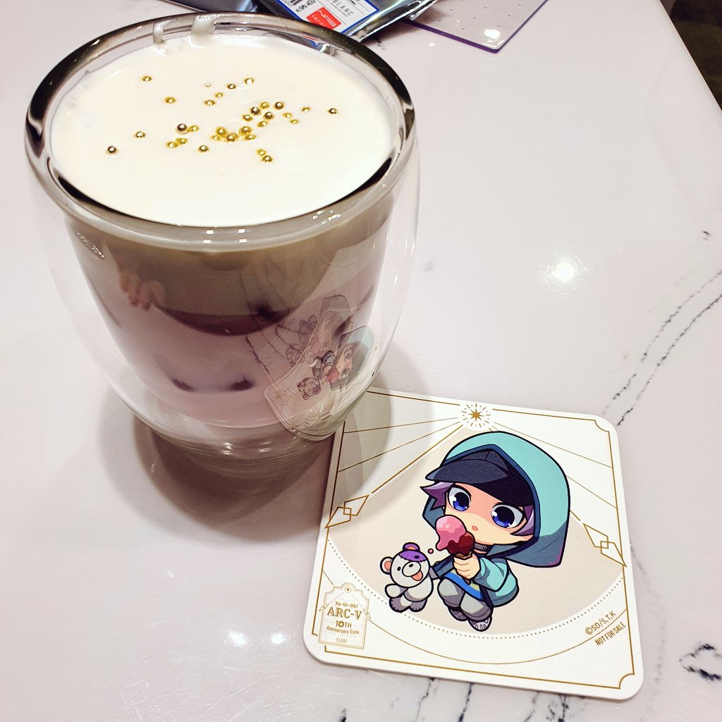 fluffalpenguin's tweet photo. Maybe I used all my luck on getting layra coaster on reiji drink 🥲 very happy to get her though 🫶🫶 https://t.co/13FA3oRh7d
