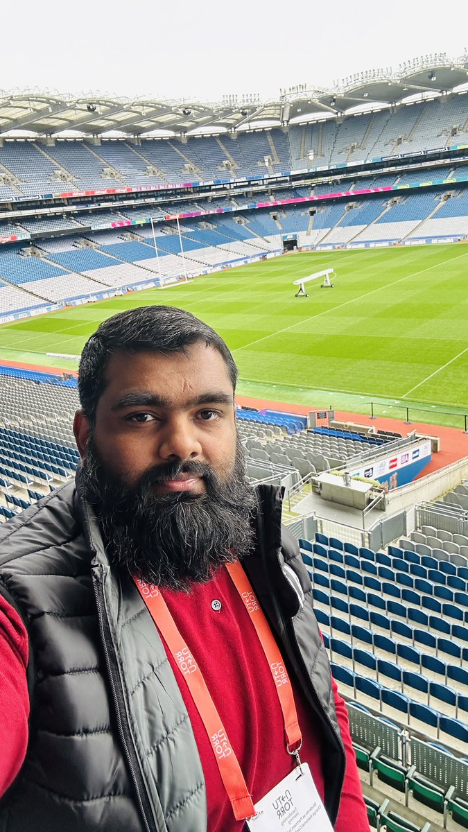 AliUsaama's tweet photo. After the welcome address and insightful presentation taking advantage of the beautiful view of the stadium. 

@ATUDonegal_ group photo.

@ntutorr @jessicacduffy 
#ntutorr #atu #transformation #Innovation #learning #showcase https://t.co/GpCrh64JkS
