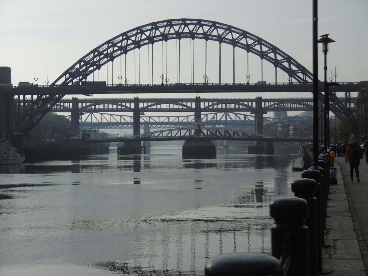 #IronworkThursday @SBlandfo on & over the #Tyne #Newcastle