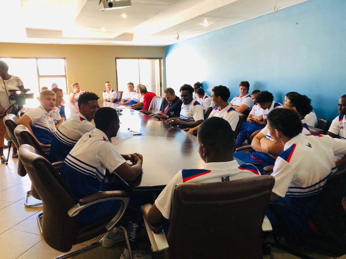 nbcSPORTNA's tweet photo. 🏉 Namibia U-20 Rugby team sent off today for Barthes Cup in Harare, Zimbabwe from 18-29 April. Led by Allister Coetzee, they'll face Kenya (20 Apr), Zimbabwe (24 Apr), Tunisia (28 Apr).
📺 Watch on NBC 1 tonight @ 21h00 #dstv282
By: Castro Uulumbu https://t.co/PBodtSX8Qq