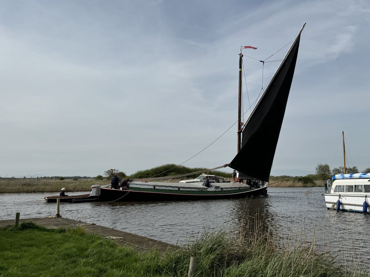 There’s no better sight on the water! #norfolkbroads #wherry