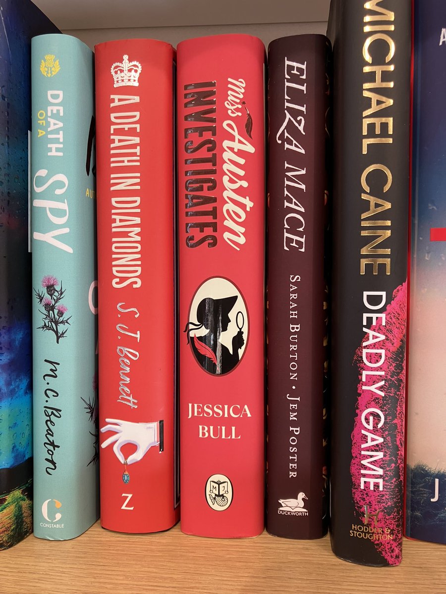 I’ve been spotting @NovelistJessica’s #MissAustenInvestigates out and about in @waterstonesshr and @BhamWaterstones. If you’re an Austen fan or a cosy crime/historical crime fan and you haven’t read it yet, I’d urge you to get yourself a copy! @MichaelJBooks #JaneAusten