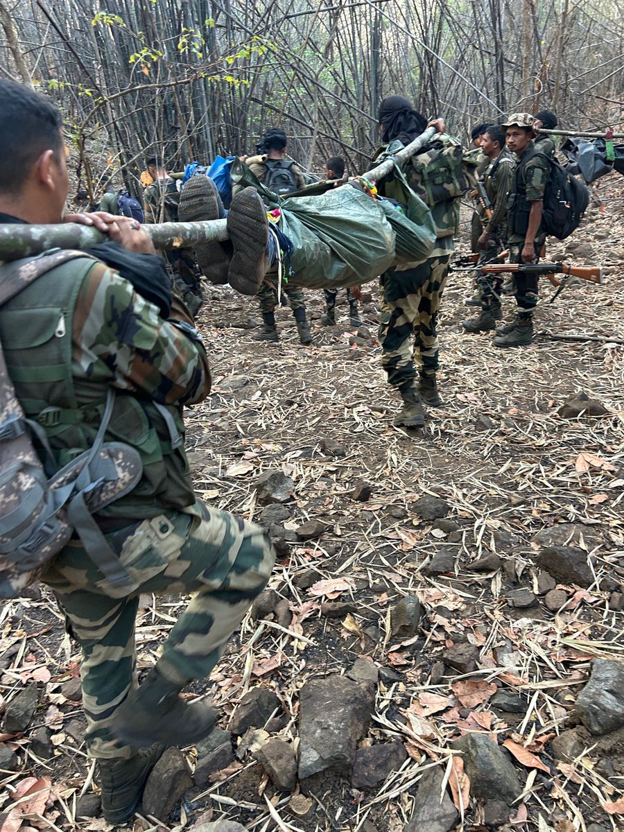 No fan's of the #BSF will pass without liking this Post! BSF & DRG jawans k!lled 29 Naxals in Chhattisgarh. This information was carried out specific information of BSF. #BREAKING_NEWS #Kanker #NaxalsKilledByBSF #UPSC Dubai #RamNavami #bbtvi #TejRan #BSFKillsShankarRao