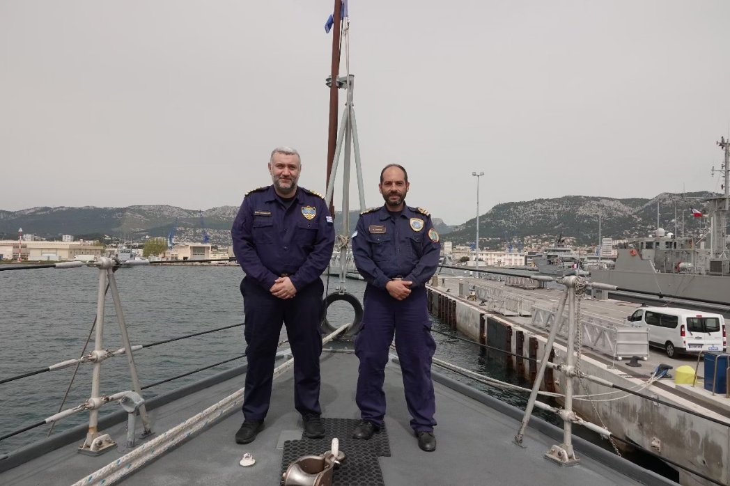 #SNMCMG2 🇬🇷 🇪🇦 🇹🇷 🇮🇹 🇫🇷 Our arrival at 🇫🇷 Toulon for the participation in exercise 'Olives Noires 24', coincided with the joining of new units in our task group. COMSNMCMG2 favored this circumstance and welcomed the new Units to the Group, addressed their crews, and communicated