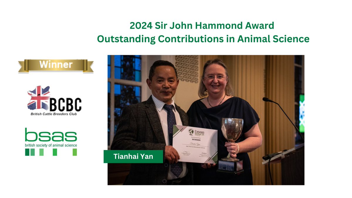 Professor Tianhai Yan @AFBI_NI was awarded the prestigious Sir John Hammond award by Elizabeth Magowan for outstanding contributions to animal science. Read more about Tianhai Professor Yan's work here 👉 bit.ly/3Q3u5OU Huge congratulations to Tianhai 👏👏