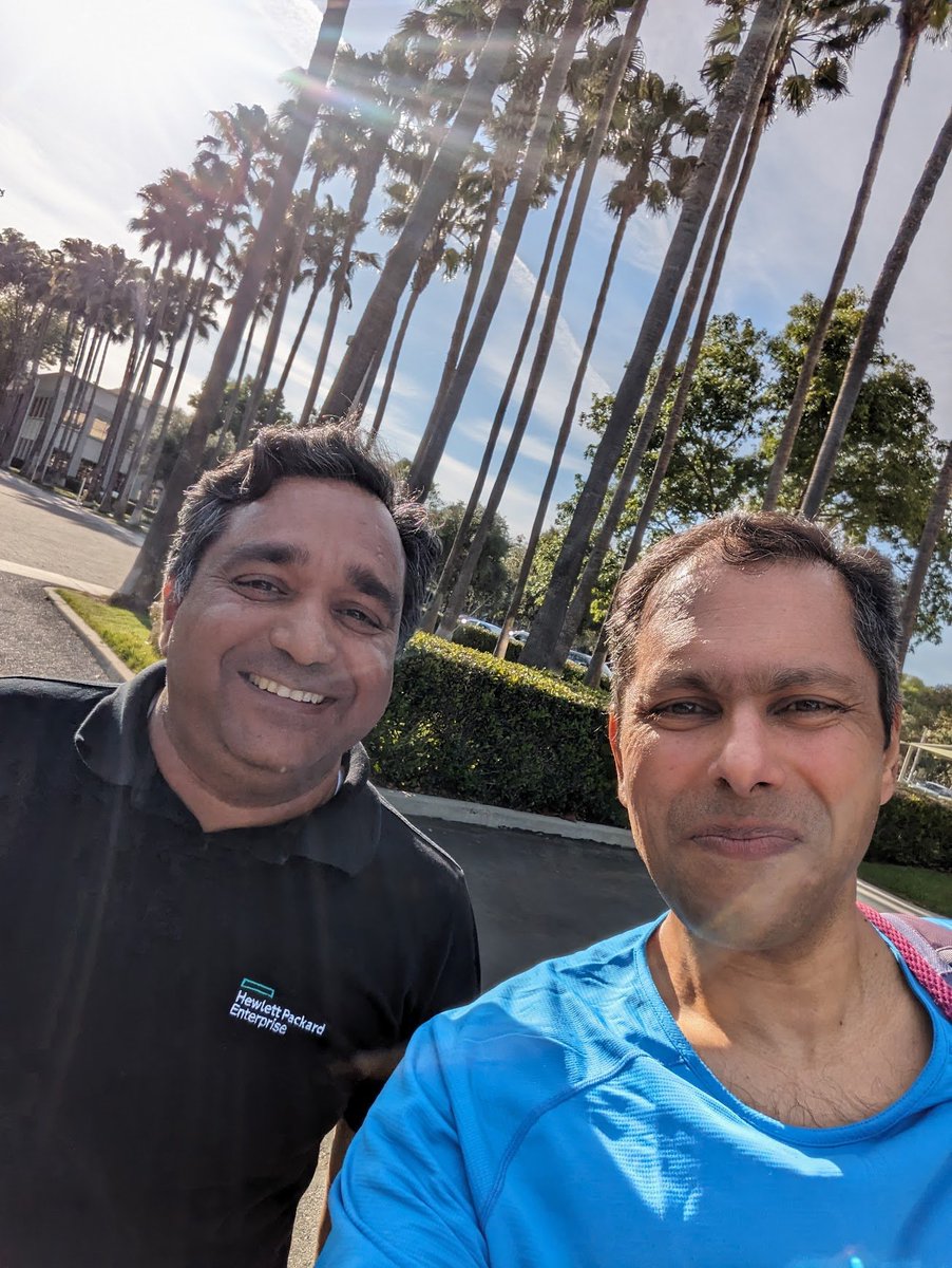 I don't often get to hang out with computer networking royalty, but when I do it's with masters like @punwitter. Terrific day with the folks at HP Enterprise Labs + basking in Puneet's exceptional hospitality (Delhi-style food from someone who really knows it)!