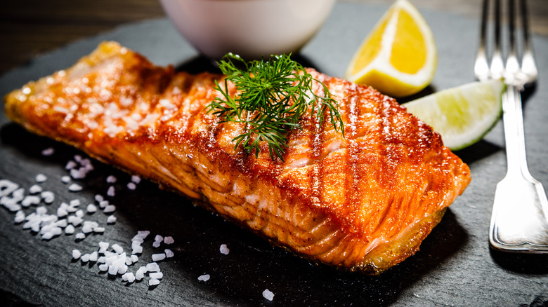 Health Benefits Of Salmon!

🔹Good For Heart
🔹Weight Loss
🔹Reduces Inflammation
🔹Boosts Brain
🔹Fights Cancer
🔹Prevents Hair Loss
🔹Improves Skin Health
🔹Improves Macular

#FitnessApp
💠apple.co/3f84gLh
💠bit.ly/3iY6eiu
💠fitbase.com

@Fitbaseapp