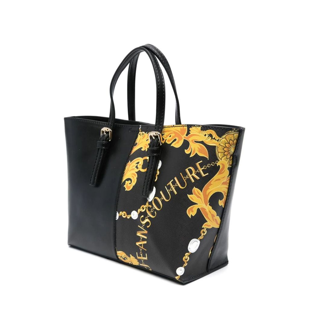 Selling new @Versace bags on ambitionaire.co.uk

#clothingbrand #clothingstore #bags #luxurylifestyle #luxuryfashion #womensfashion #ambition #motovation #women