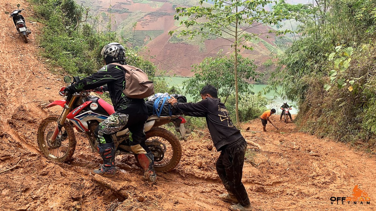 Riding a motorbike on slippery roads demands extra vigilance and skill. 🌶️

🧭 vietnammotorbikemotorcycletours.com

#vietnam #xuhuong2024 #trending2024 #motorbike #motorcycle #tour #rental #honda #XR150L #CRF250L #CRF300L #dualenduro #motocross #offroadvietnam #vietnamoffroad #hire #purchase