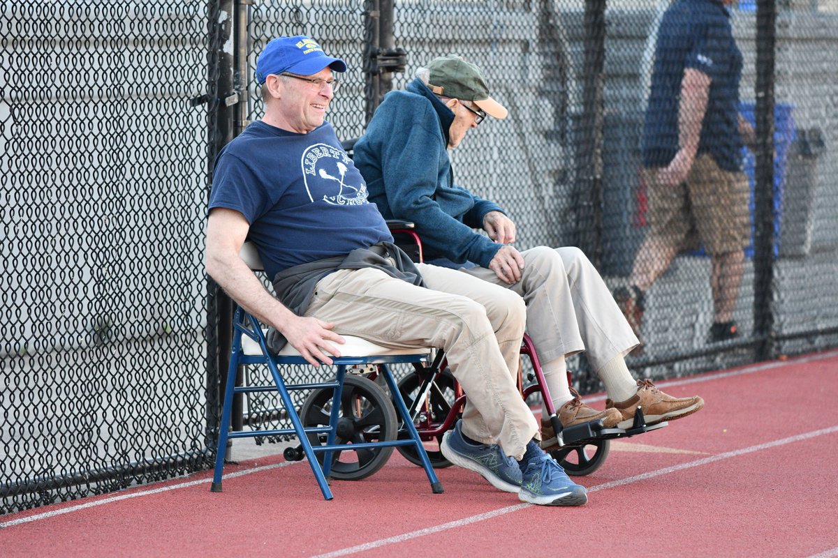 Mrs. Pfizenmayer tweet media