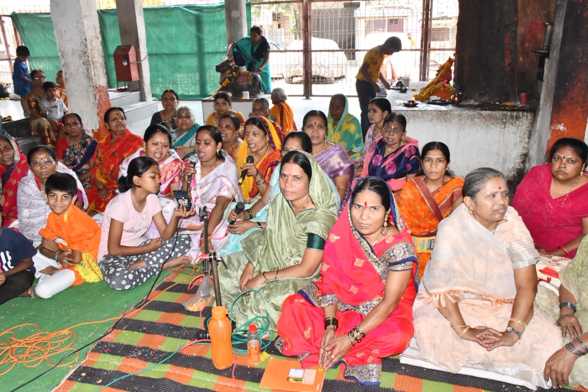 शहरातील एन-६ परिसरातील हनुमान मंदिर येथे श्री रामनवमी निमित्त आयोजित कार्यक्रमात सहभाग घेतला व दर्शन घेऊन सर्व श्री रामभक्तांना शुभेच्छा दिल्या.. #रामनवमी #शुभेच्छा #छत्रपती_संभाजीनगर #Chhatrapati_SambhajiNagar