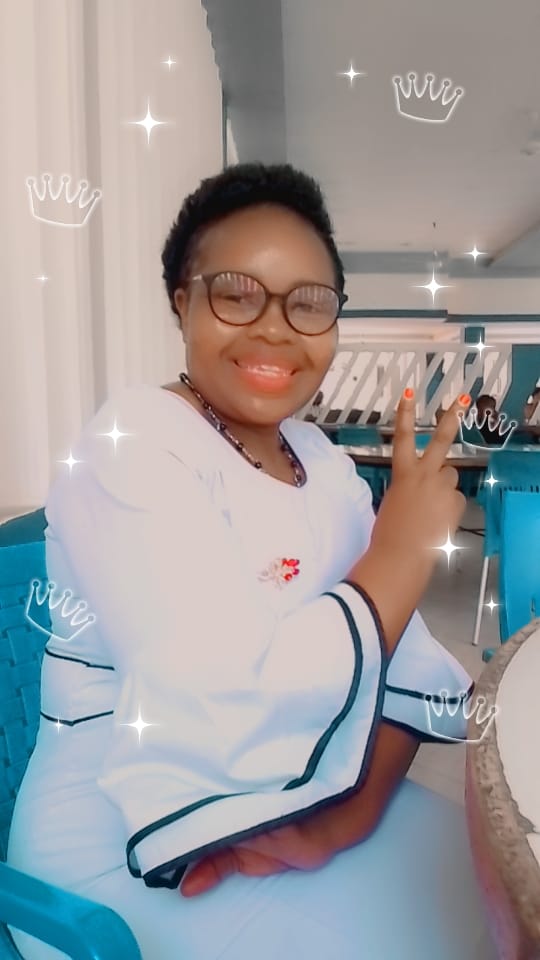 carolmutua1's tweet photo. Always in happy mood https://t.co/FO4lT10RHX