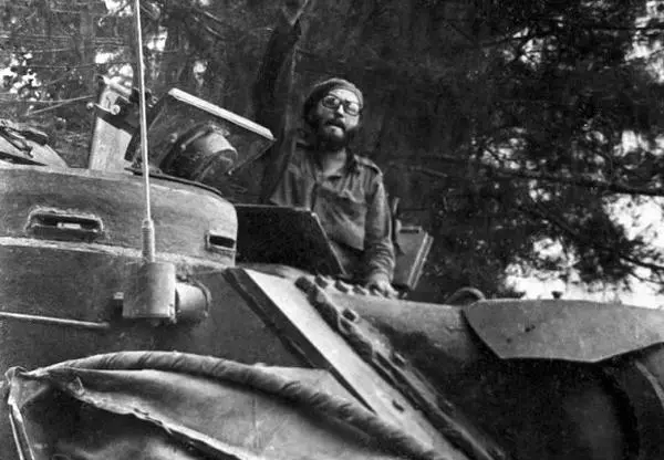 El 17 de abril de 1961, fuerzas mercenarias entrenadas por EE. UU. invadieron Bahía de Cochinos, pero el pueblo cubano, junto a Fidel,  les propinó una contundente derrota en menos de 72 horas. #Cuba #Fidel #GirónVictorioso