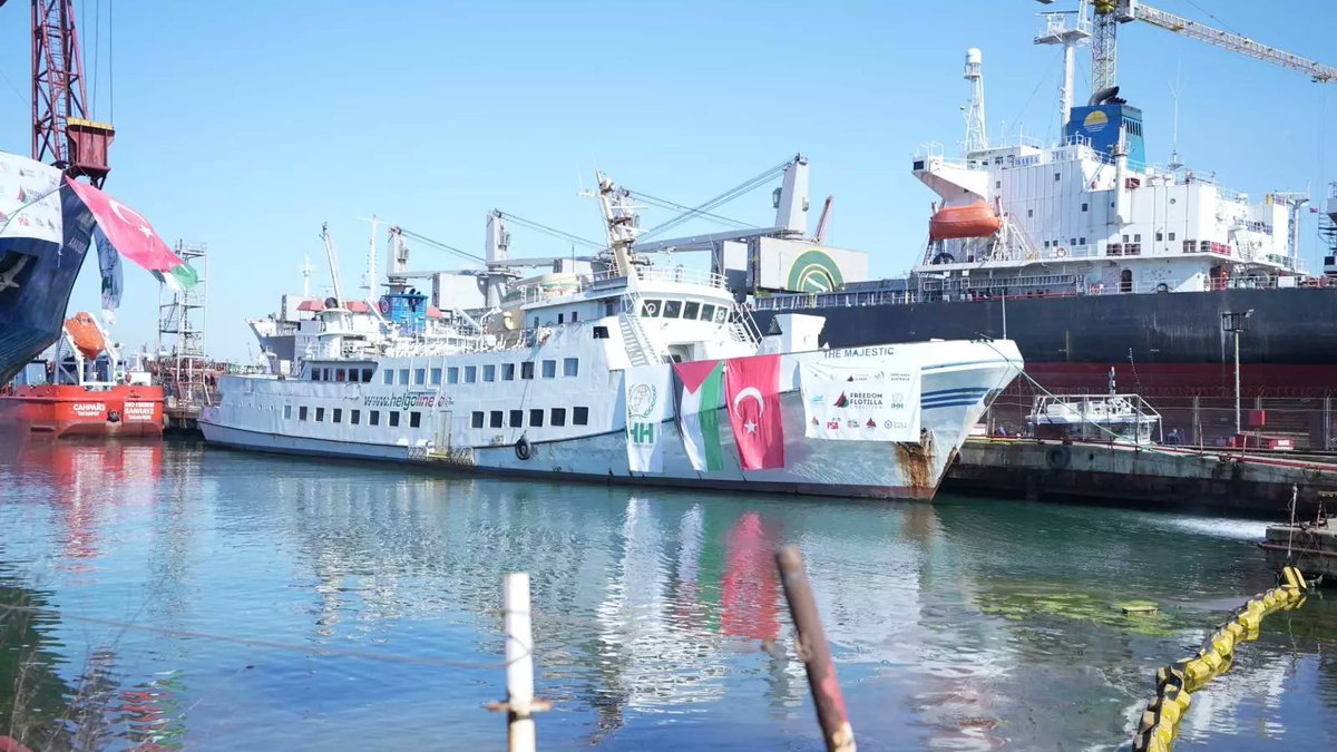Ada Colau s'embarcarà a la Flotilla amb un miler d'activistes per trencar el bloqueig de Gaza ara.cat/internacional/…